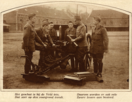 300075 Afbeelding van enkele militairen bij een stuk geschut op het terrein van de Kazerne der Veldartillerie ...